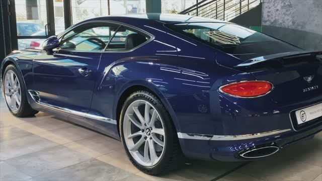 Bentley Continental GT.