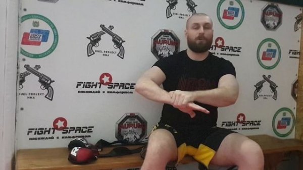 6. Кистевые замки в ММА, обучение ММА