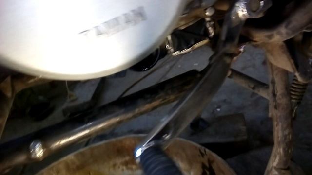смена масла в мотоцикле Sym xs125 смотреть онлайн