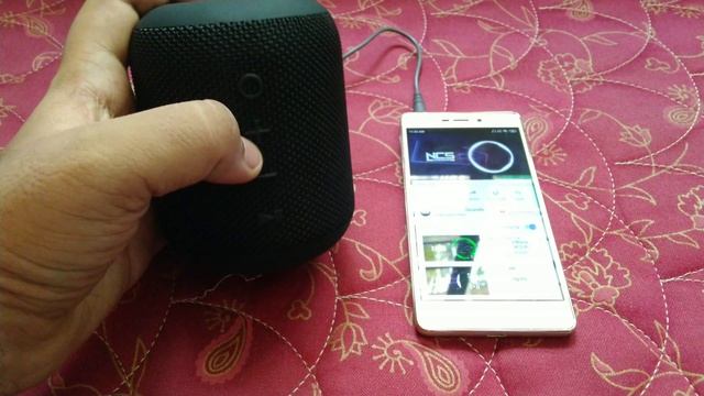 BEST BLUETOOTH SPEAKER UNDER 3000 RS: MIVI OCTAVE смотреть онлайн