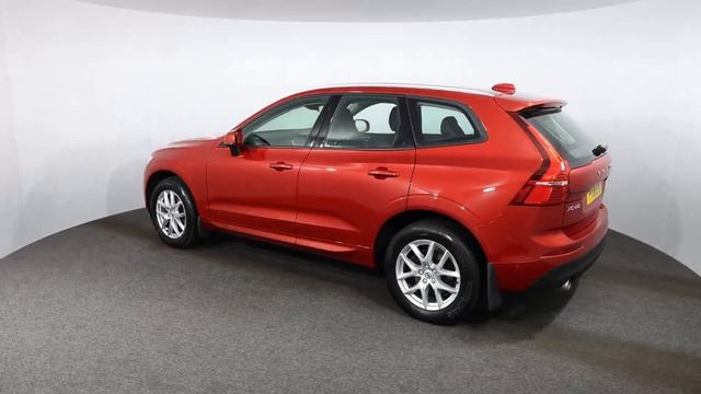 VOLVO XC60 2.0 D4 Momentum 5dr AWD Finished in Fusion Red Metallic Reg PY18EOR смотреть онлайн