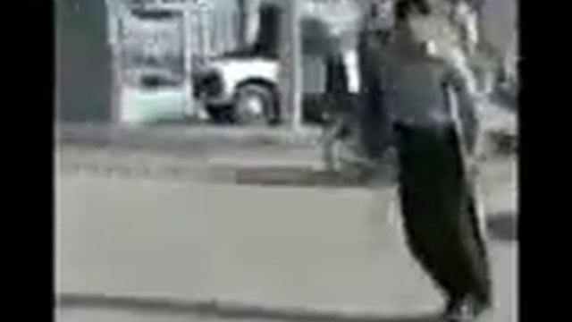 Чудеса! !!а говорят чудес не бывает смотрим все смотреть онлайн