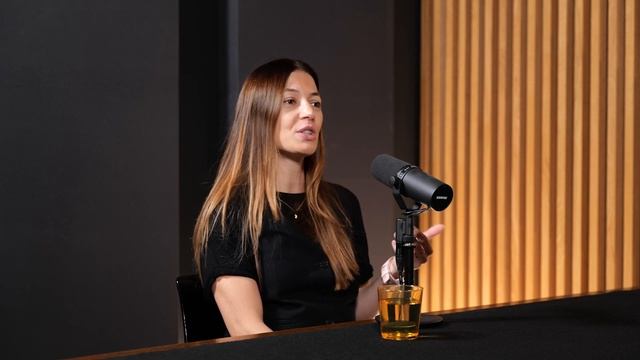 Karolina Kosyna: ile można dowiedzieć się z naszego profilu na Tinderze? смотреть онлайн