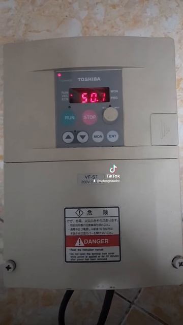 Biến tần toshiba 220 2.2kw смотреть онлайн