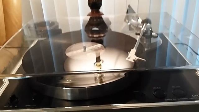 Luxman  Px 100 Turntable