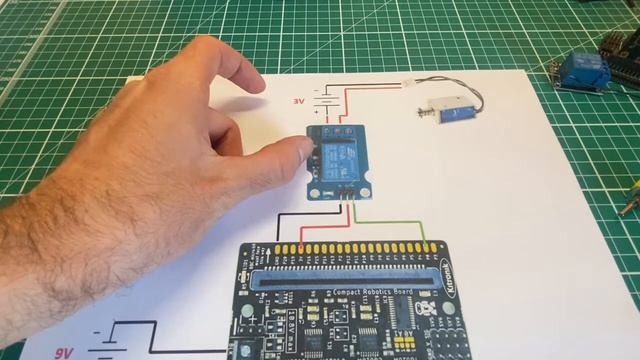 Solenoid and Relay (Micro:bit) смотреть онлайн