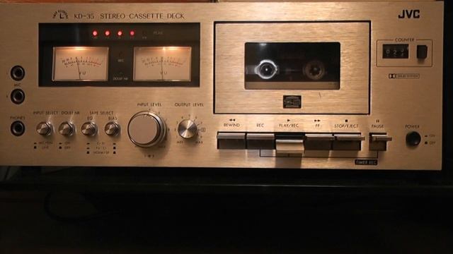 Винтажная кассетная дека JVC KD-35 смотреть онлайн