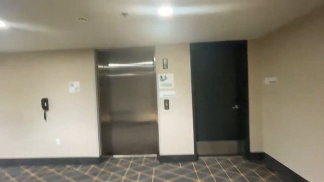 ThyssenKrupp Endura Elevators at Holiday Inn & Suites by IHG Biltmore Village, Asheville, NC смотреть онлайн