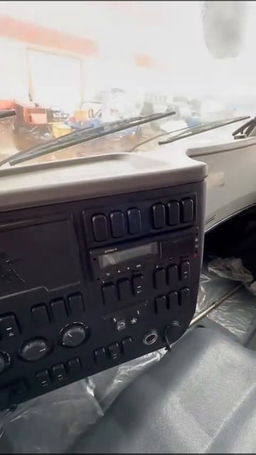 Кабина Камаз-6520 - рестайлинг... смотреть онлайн