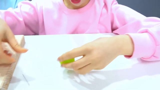 RED FOOD MUKBANG 빨간 음식 먹방 by Pico Pocky 29 смотреть онлайн