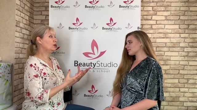 Отзыв внедрение amoCRM в школу-студию красоты Beauty смотреть онлайн