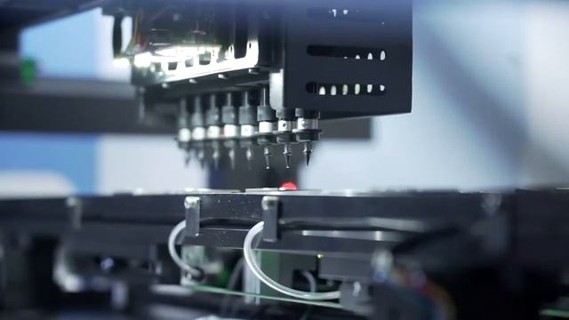 Установщик компонентов SMT880 с 8 головками и 80 питателями смотреть онлайн
