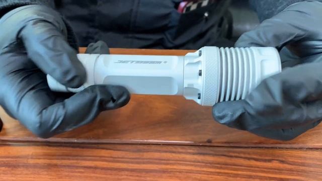 JETBeam M37 Crossbow LED Flashlight - CREE XHP50.3 - 3000 Lumens смотреть онлайн