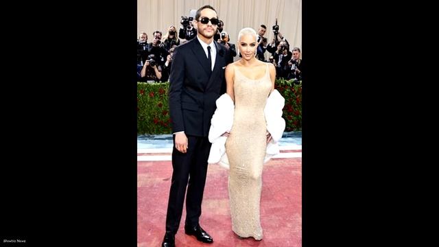 Met Gala 2022: Kim Kardashian stuns in iconic Marilyn Monroe dress alongside Pete Davidson смотреть онлайн