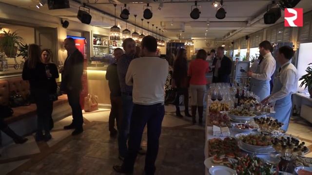 Expo 2015: Elena Usanova смотреть онлайн