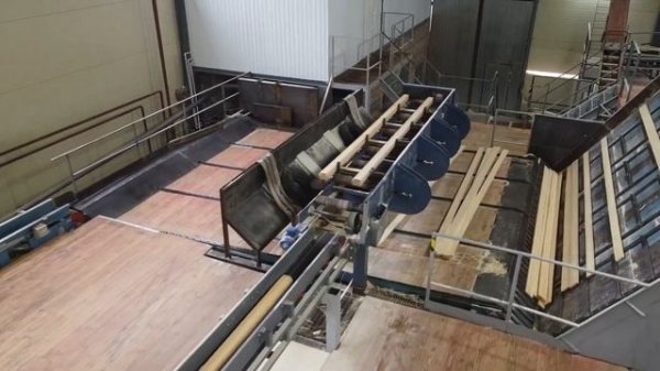 Лесопильный цех HewSaw R200 SL и сортировка пиломатериалов Renholmen