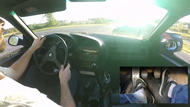 BMW E36 In car & Footcam Tandem Drift with 350z смотреть онлайн