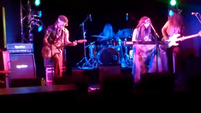 THE LAON at Chart Fest 2011.mp4 смотреть онлайн