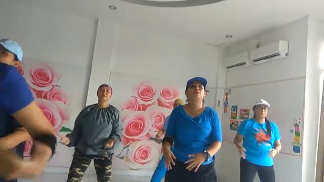 ZUMBA DANCE "COMBAT" WITH SANGGAR SENAM AYODYA смотреть онлайн
