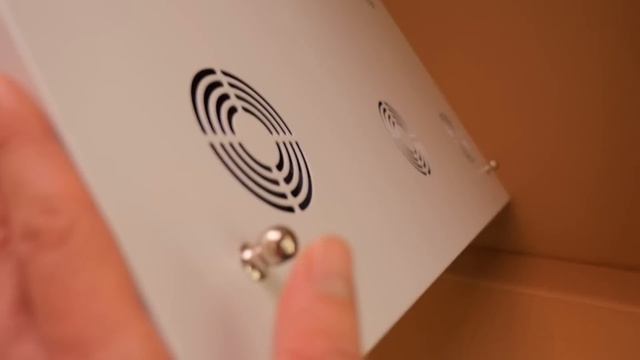 UNBOXING MY NEW GROW LIGHT - OPTIC 8+ LED REVIEW смотреть онлайн