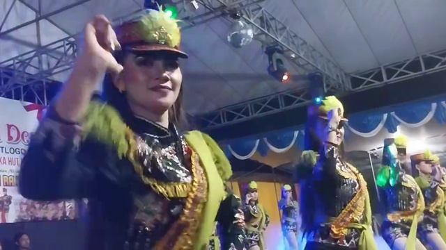 MONT*K SEXY‼️PENARI DOLALAK SANTI RAHAYU LIVE TIYASA SUKOHARJO смотреть онлайн