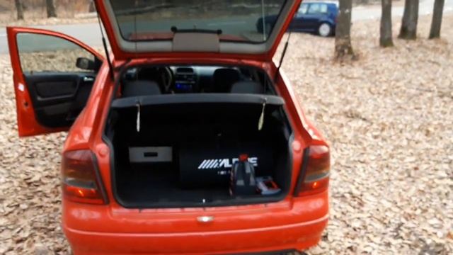 Subwoofer Alpine смотреть онлайн