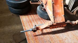 Электромобиль из шуруповёрта и детской машины часть 1