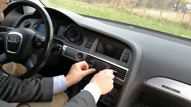 Using the Berrolia car holder - from its creator смотреть онлайн
