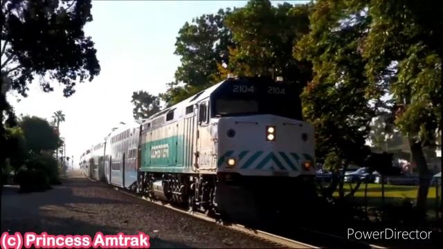 My favorite Coaster Train 635 F40ph 2104 arrives at Carlsbad Village Station. ❤️🌸 смотреть онлайн
