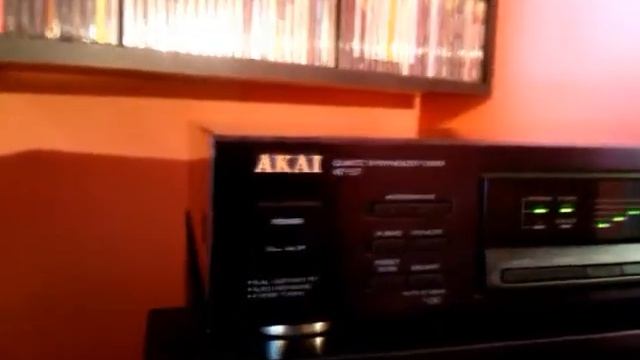 Akai AT-57 tuner смотреть онлайн