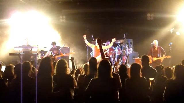 Wa Wa Nee - Paul Gray - Full Concert, Part 1 смотреть онлайн