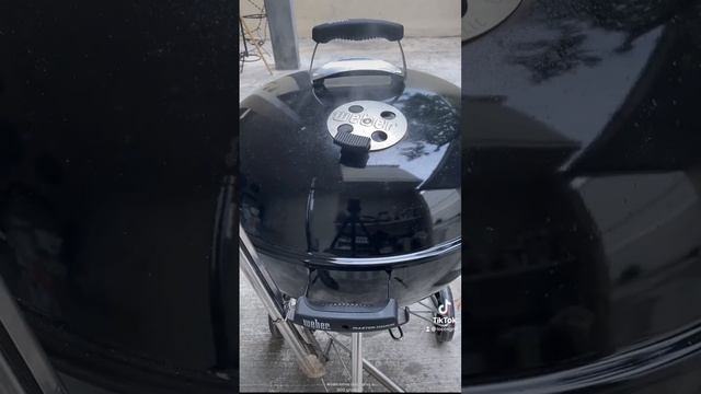 Costillar de Cerdo en asador Weber 🔥🐖🤤 смотреть онлайн