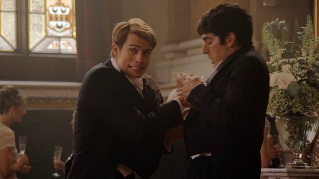 Cake Full Scene - Red, White and Royal Blue (4K) смотреть онлайн