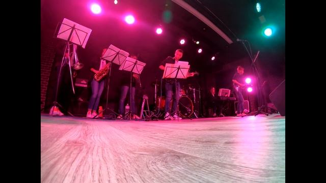 GIG BAND - Crossfire (by Stevie Ray Vaughan) смотреть онлайн