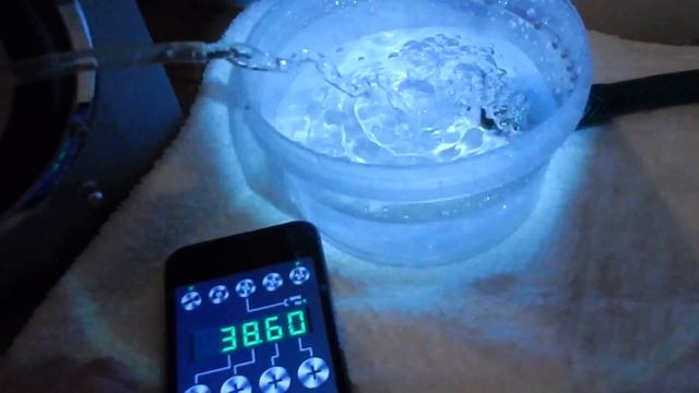 Stroboscope And Water (Strobe Light Effect)