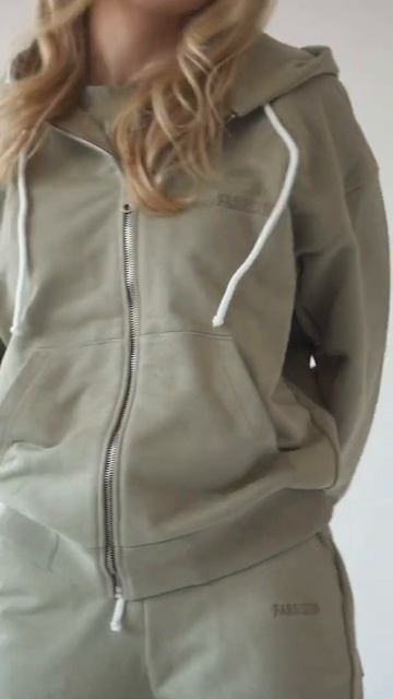 Женская кофта Pictachio зелёный чай смотреть онлайн