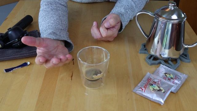 2 ways to make coffee without electricity. The Audiophile Barista смотреть онлайн