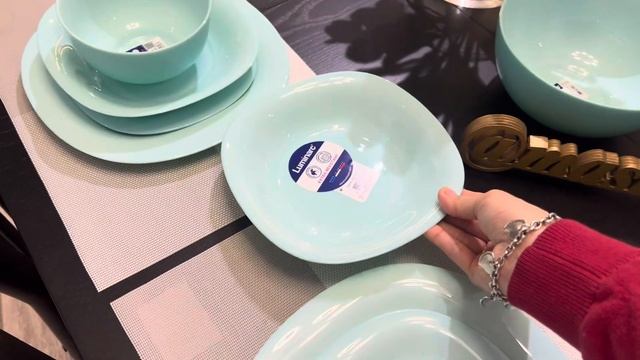 Neo Carine Light Turquoise смотреть онлайн