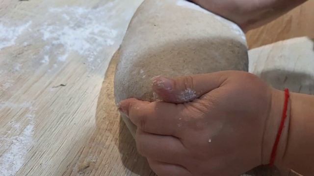 Домашний ржаной хлеб. Простой ржаной хлеб, с пшеничной мукой. Самый вкусный домашний хлеб смотреть онлайн