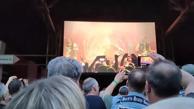 U.D.O - Fast as a Shark (Live Pyras 2022) смотреть онлайн