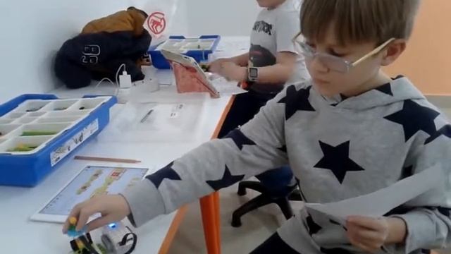 Robotik ve Kodlama Lego Wedo 2.0 Arda - Mors Alfabesi смотреть онлайн