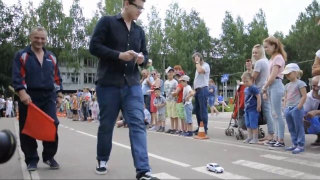 Космическая скорость на дистанции смотреть онлайн