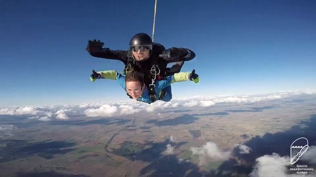 First tandem parachute jump! Altitude 3km смотреть онлайн