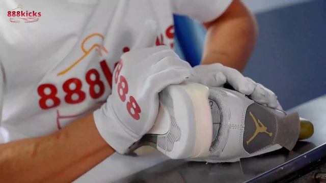 Jordan 4 Retro SE Craft Photon Dust From 888kicks.ru смотреть онлайн