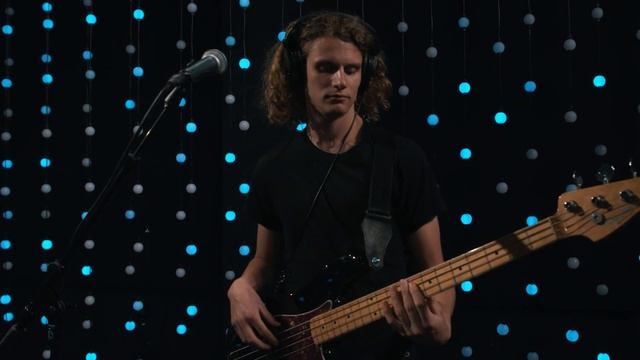 Diane Coffee - Internet Arms (Live on KEXP) смотреть онлайн