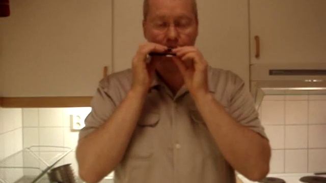 How to play train & whistle harmonica (part 2) смотреть онлайн