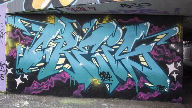 Graffiti aus Frankfurt - Germany - Hall of Fame - Music by ELECTRIC MANTIS - DAYBREAK смотреть онлайн
