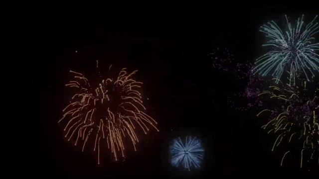 Разноцветный Салют Фейерверк огней Праздничный Футаж смотреть онлайн