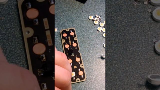 SMD LED Re-work tutorial Part# 2 of 3 смотреть онлайн