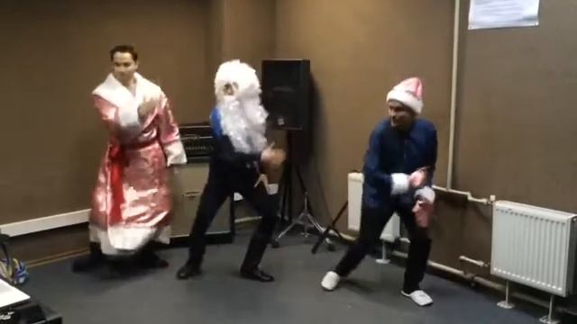 С НАСТУПАЮЩИМ НОВЫМ ГОДОМ !! 2018 смотреть онлайн